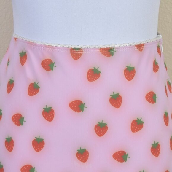 Omighty Strawberry Midi Skirt - S - Picture 3 of 10